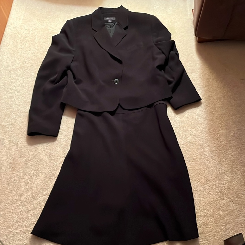 Context 14p Black Suit - image 1